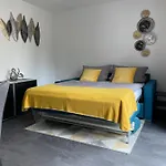 Haus Uebernachtenswert Mosel 아파트 *