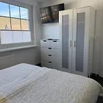 아파트 Haus Uebernachtenswert Mosel *