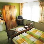 Haus Uebernachtenswert Mosel 아파트