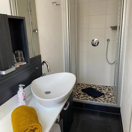 Haus Uebernachtenswert Mosel Апартаменты