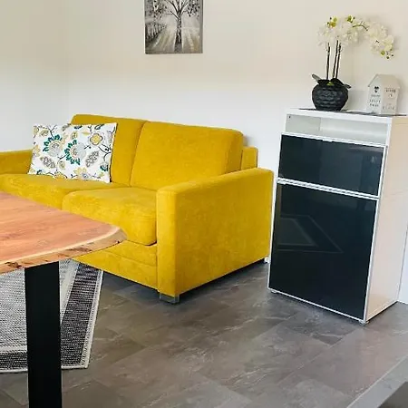 Haus Uebernachtenswert Mosel Апартаменты Кохем