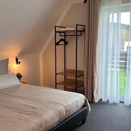 Haus Uebernachtenswert Mosel *