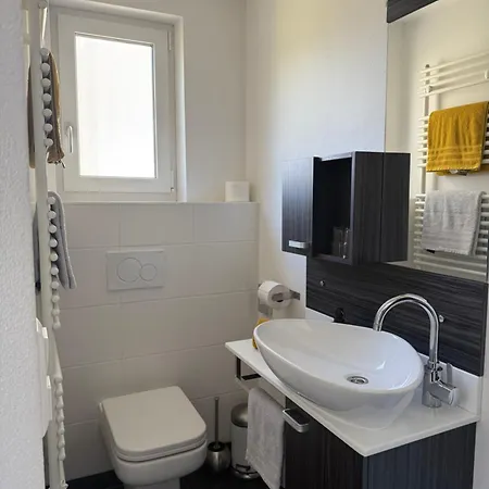 Haus Uebernachtenswert Mosel Апартаменты Кохем