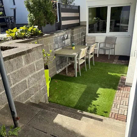 Haus Uebernachtenswert Mosel Апартаменты Кохем