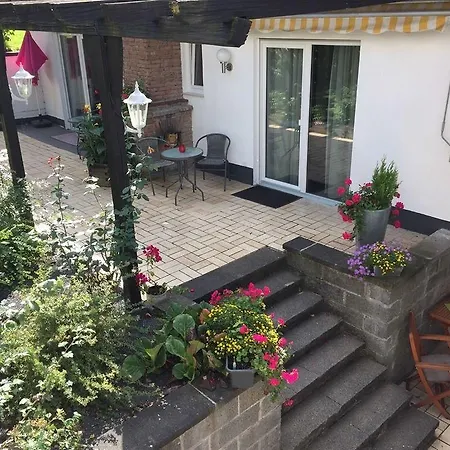 Haus Uebernachtenswert Mosel Cochem