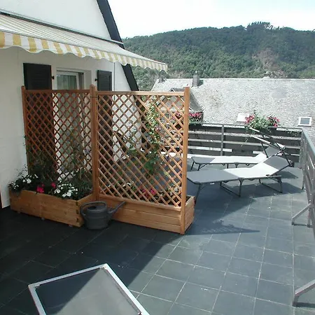 Haus Uebernachtenswert Mosel